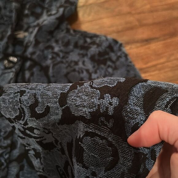 CMC USA Women’s Size Large Blue Tapestry Vintage Print Button up Long Jacket - Picture 13 of 14